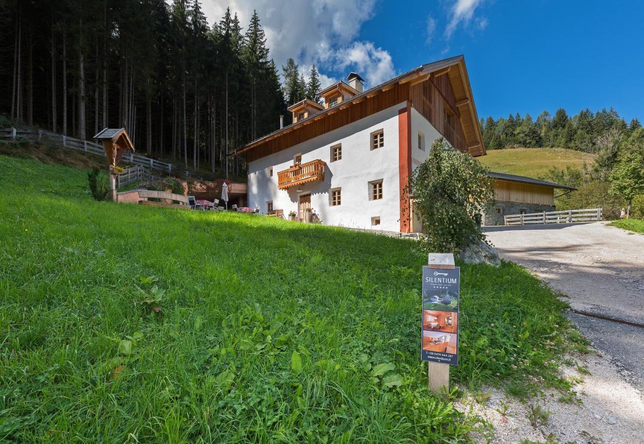 Silentium Dolomites Chalet Since 1600 Monguelfo-Tesido / Welsberg-Taisten Zewnętrze zdjęcie